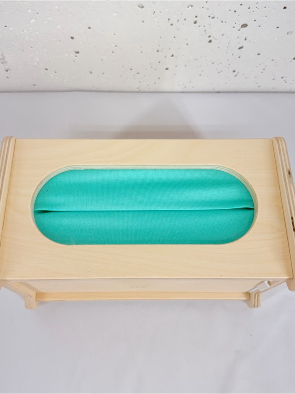 Lovevery Montessori Sensory Box - Picture 10 of 14